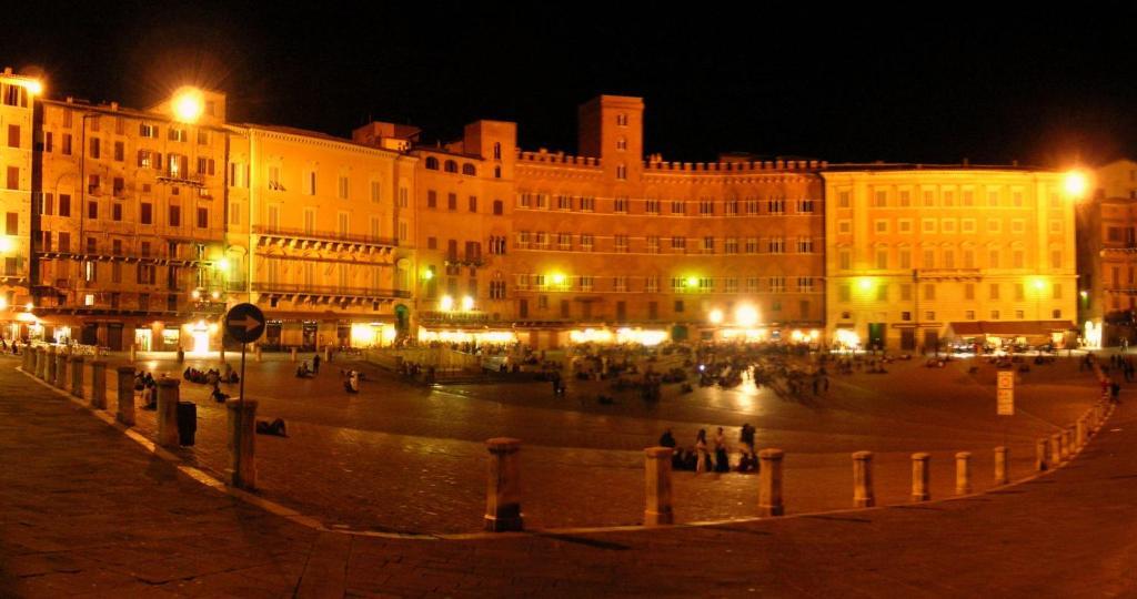 Vacanze Senesi Siena Exterior foto